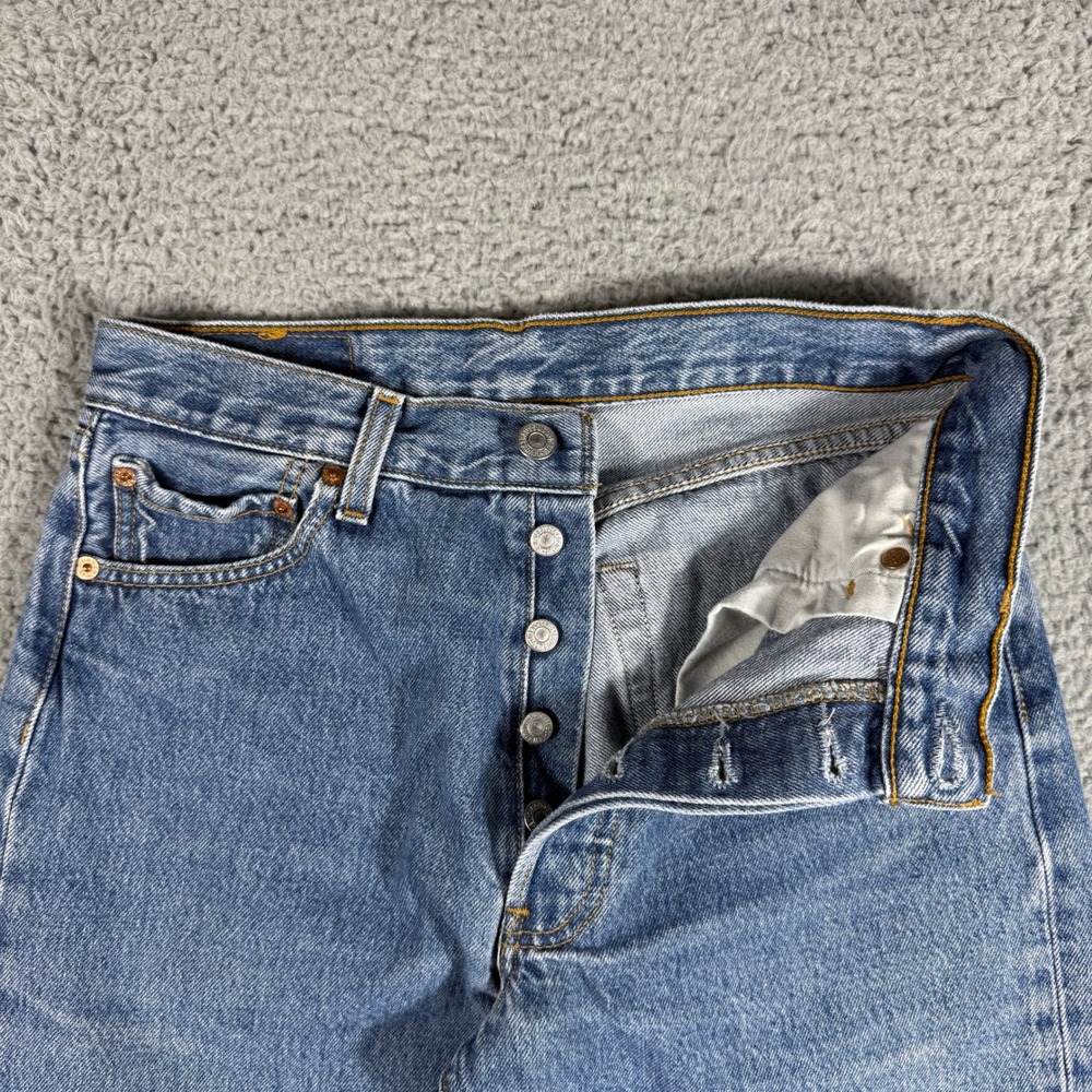 Levis 501 Jeans Mens 30x34 Button Fly Blue Grunge Denim Y2K - Picture 2 of 9